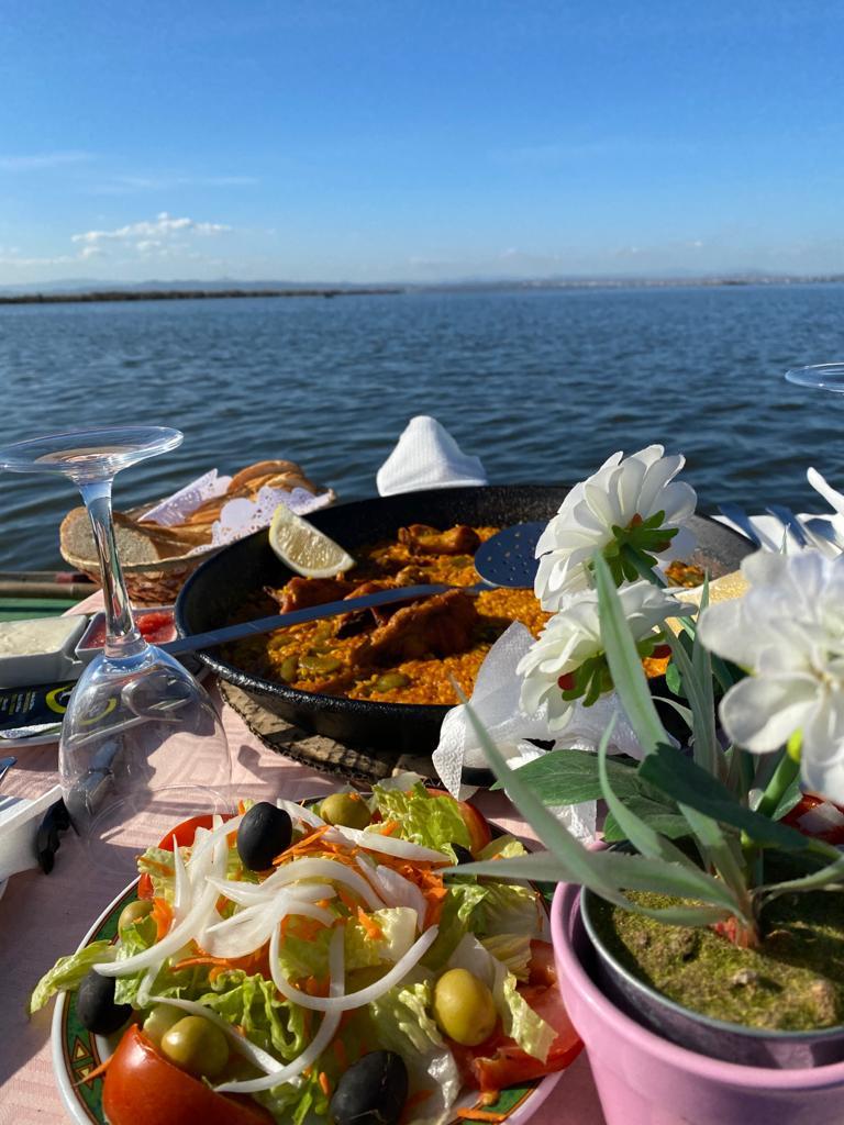 Paseo en barca Albufera y Paella Valenciana